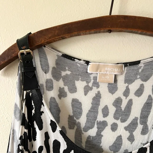 Cow Print Monochrome Michael Kors Buckle Keyhole Sleeve L Black & White - Picture 5 of 8